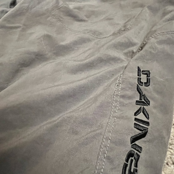 Dakine Mountain Bike Shorts - Mens M - Picture 3 of 5